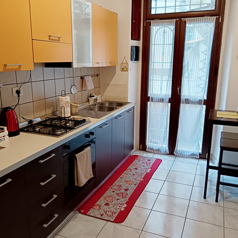 cucina-portafinestra-in-my-place-home cucina-portafinestra-in-my-place-home